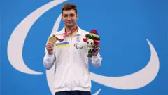 Максим Крипак не лише отримав золото, але й перевершив власний світовий рекорд на дистанції у 100 м