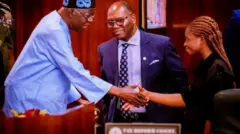 Aarẹ Tinubu n bọ Orire Agbaje lọwọ