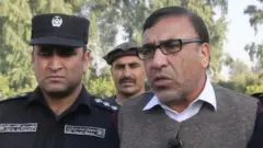 تېڅو ناکامورا، شاه محمود میاخیل