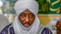 Shugaban hukumar Muhuyi Magaji ya shaida wa BBC cewa cire Sarki Sanusi II daga sarauta zai ba su damar fadada binciken da suke yi a kansa.
