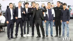 Қатардаги шахмат мусобақасида қатнашган шахматчилар