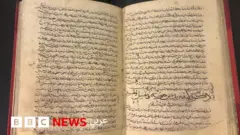 بي بي سي تحصل على صور من المكتبة البرطانية تخص ما قيل إنها أقدم مخطوطة تاريخية للمؤرخ ابن الأزرق؛ التي رجح فيها أن رأس الحسين نُقل من عسقلان إلى مصر في عهده