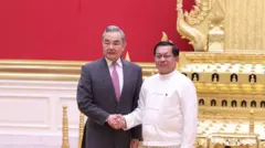 နေပြည်တော်မှာ ဦးမင်းအောင်လှိုင်နဲ့တွေ့တဲ့ တရုတ်နိုင်ငံခြားရေးဝန်ကြီး 