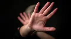 خشونت خانگی