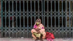 লকডাউন