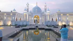 تاج محل جیسی عمارت