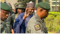 Abubakar Malami laaarin awon agbofinro