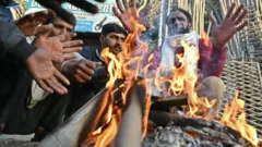 ગુજરાત હવામાન આગાહી, ઠંડી ક્યારે પડશે, કેટલી ઠંડી પડશે દીપક ચુડાસમા, બીબીસી વૅધર, બીબીસી હવામાન, શિયાળો, બીબીસી સમાચાર, બીબીસી ન્યૂઝ ગુજરાતી