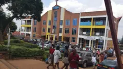 Misa yitabiriwe n'abatari bacye nubwo yabaye ku wa mbere ku munsi w'akazi