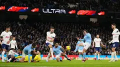 Kwallon da Álvarez ya ci wa Man City