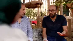 Umuganga avuga ko Algeria ata cizere, ata bwigenge bikibaho.