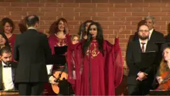 أول كورال عربي في أوروبا يحيي حفلا في لندن