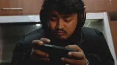 पब्जी खेल्दै एक खेलाडी।