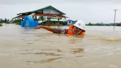 ရခိုင်ကဒုက္ခသည်စခန်းတွေမှာလည်း ရေတွေကြီးခဲ့
