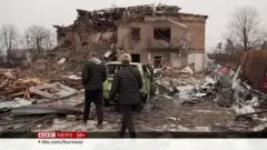 ယူကရိန်း ပြည်သူတွေ စစ်ဘေးဒဏ်ခံနေရဆဲ