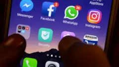 సోషల్ మీడియా