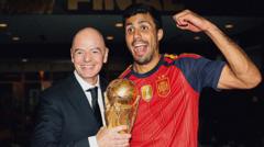 Las federaciones de Europa y Asia amenazan con boicotear el plan de Infantino de "privatizar" el Mundial