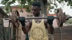 Man lifting weight