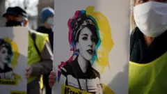 درخواست آزادی یاسمین آریایی و سایر فعالان حقوق زنان در ایران