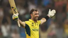 আফগানিস্তানের বিপক্ষে মঙ্গলবারের অস্ট্রেলিয়ার ম্যাচটিকে অনেকেই গ্লেন ম্যাক্সওয়েলের 'ওয়ান ম্যান শো' বলে বর্ণনা করছেন