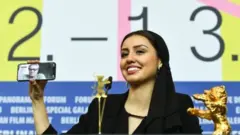 মোহাম্মাদ রাসুলফের মেয়ে