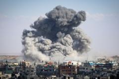 Bombardeo en Rafah
