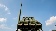  An anti-aircraft battery Patriot