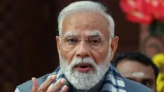 नरेंद्र मोदी