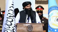 تصویری از سراج‌الدین حقانی، وزیر داخله حکومت طالبان