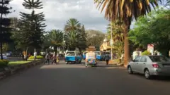 ከተማ