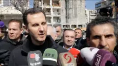 بعد أربعة أيام على الزلزال المدمّر، زار الرئيس السوري، بشار الأسد، برفقة زوجته، مدينة حلب.