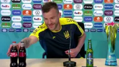 Ярмоленко потролив Роналду на Euro 2020
