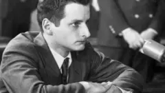 Leon Kamin testifies before McCarthy's committee in 1954