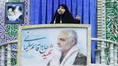 زینب سلیمانی در نماز جمعه