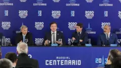 Güney Amerika Futbol Konfederasyonu ile Arjantin, Şili, Uruguay ve Paraguay Futbol Federasyonları temsilcileri