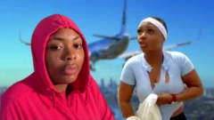 Comforn Emmanson ni papakọ ofurufu ilu Eko ati asiko to n sọrọ ninu ile kan lẹyin iṣẹlẹ naa