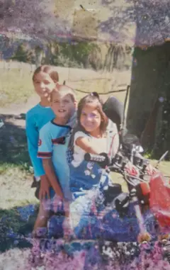 Ana, Moisés y Sara