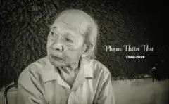 Nhà thơ Phạm Thiên Thư
