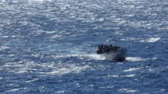  Abarondera gushika I Buraya mu bato bw’ibiti hafi y’amazinga ya Canari ya El Hierro: Munyonyo 2023 