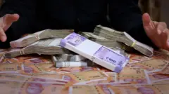 கோவை கூட்டுறவு சங்க மேலாளரிடம் ரூ.16 லட்சம் பறிமுதல்: அரசு மானியம் வழங்க லஞ்சமா? என்ன நடந்தது?