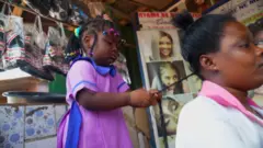 Umuvyeyi wa Lordina avuga ko yatangaye abonye abikora atawabimwigishije.