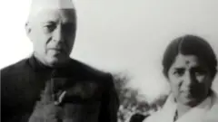 लता मंगेशकर, पंडित जवाहरलाल नेहरू