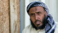 الخان الأحمر