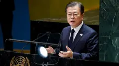 문재인 대통령이 21일(현지시간) 미국 뉴욕 유엔 총회장에서 기조연설을 하고 있다.