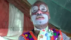 ਸਰਕਸ ਵਿੱਚ ਜੋਕਰ ਦਾ ਕਿਰਰਦਾਰ ਨਿਭਾਉਣ ਵਾਲਾ