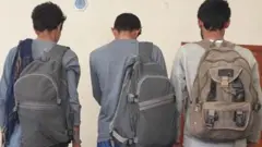Beberapa migran anak muda yang sekarang berada di Turki.