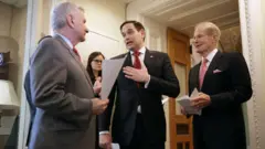 Thượng nghị sĩ Hoa Kỳ Marco Rubio là thành viên của Liên minh Nghị viện mới về Trung Quốc (IPAC)