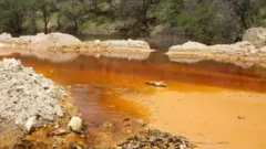 Derrame en el río Bacanuchi.