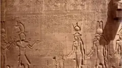 Segundo arqueólogos, túnel encontrado sob templo em Alexandria pode levar a tumba de rainha do Egito e seu marido, o general Marco Antônio, uma descoberta 'quase sem precedentes'.