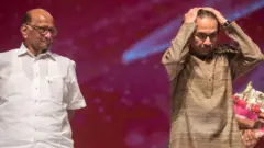 उद्धव ठाकरे आणि शरद पवार